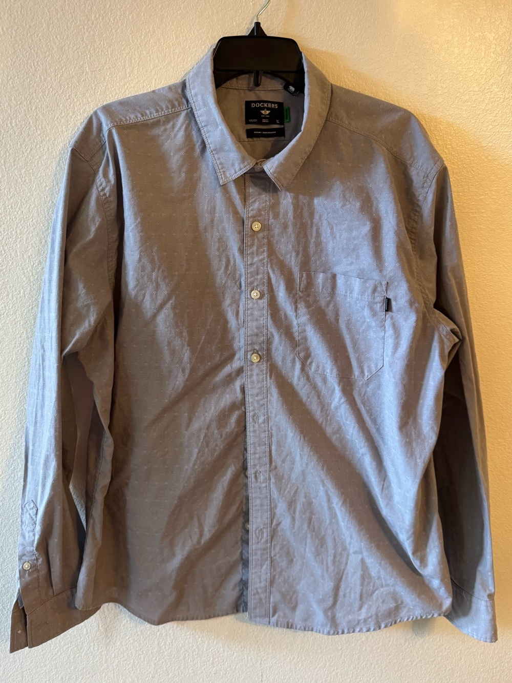 Dockers Men's Light Gray Button-Down Shirt